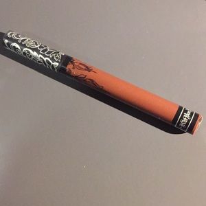 Kat Von D (Crucifix)